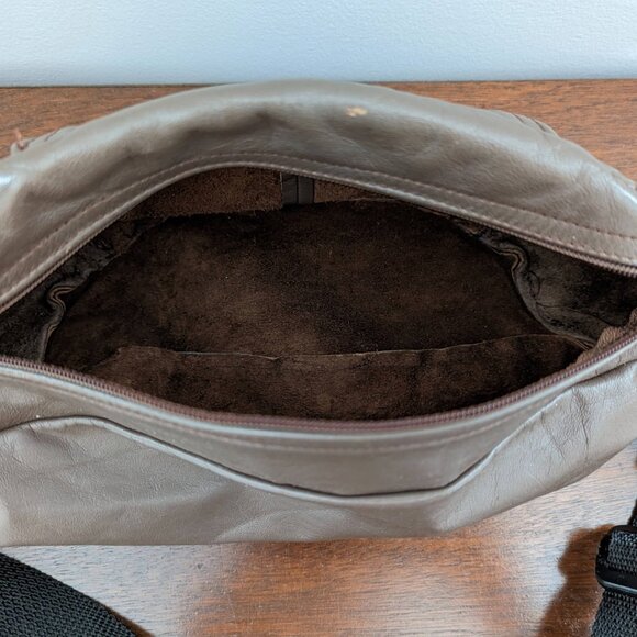 Vintage Sling Bag / Fanny Pack - Picture 4 of 4